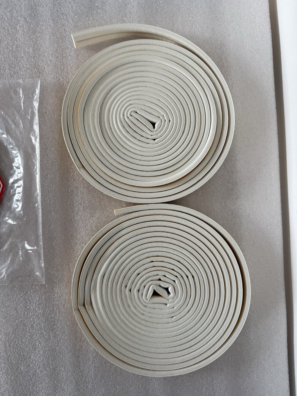 Home Intuition D-Mouth Weather Strip White Self-Adhesive Door Seal 32ft 2-Pack